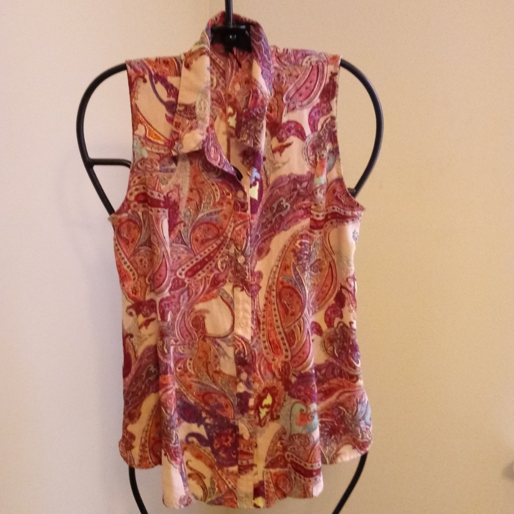 New Directions Sleeveless Paisley Blouse PM